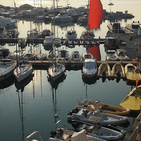 Boutique Apartment Hirondelle Port Fréjus المظهر الخارجي الصورة
