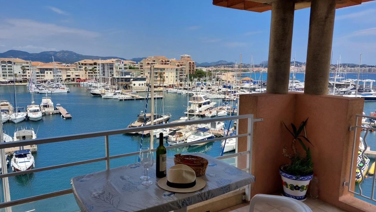 Boutique Apartment Hirondelle Port Fréjus المظهر الخارجي الصورة