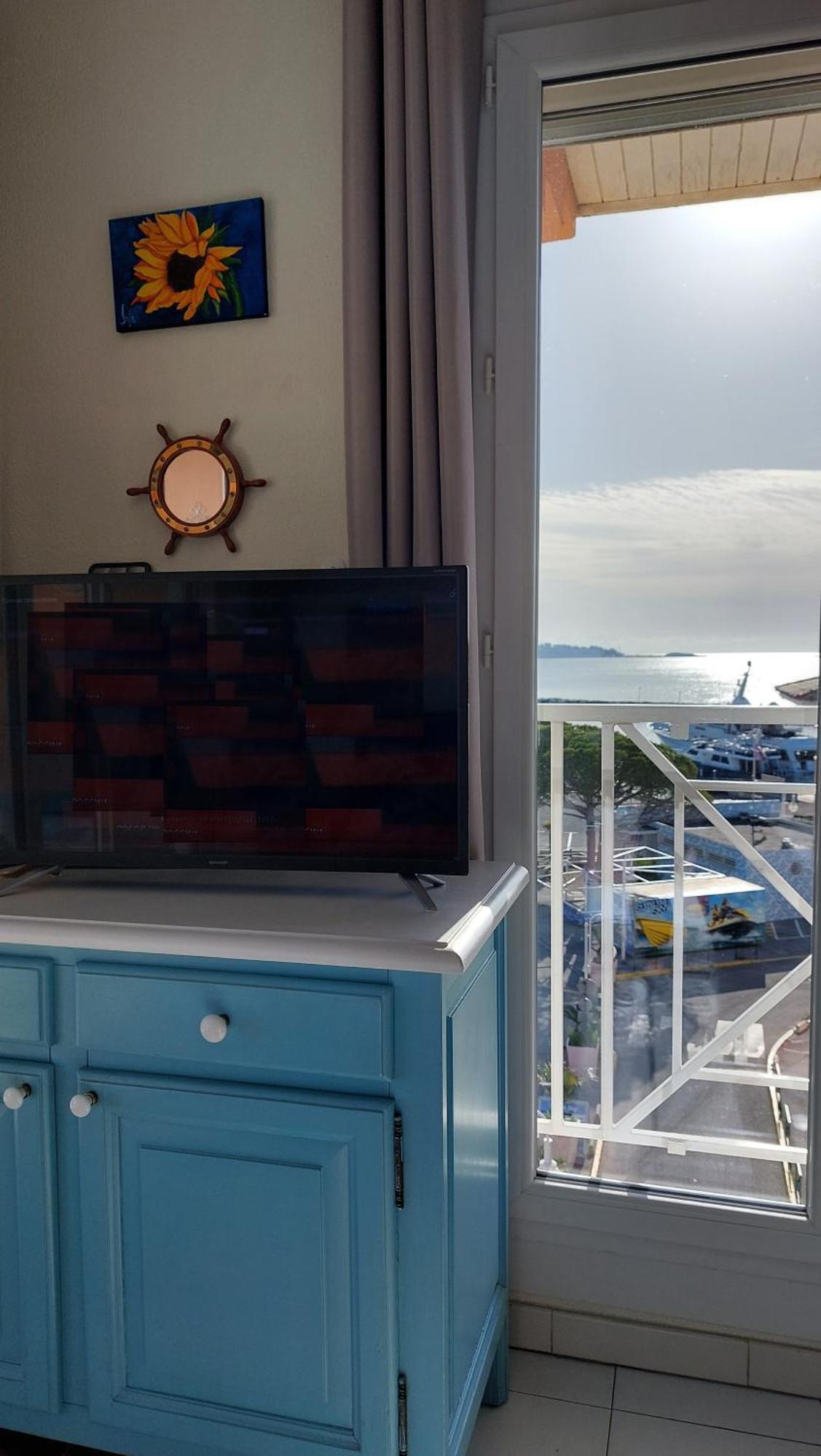 Boutique Apartment Hirondelle Port Fréjus المظهر الخارجي الصورة
