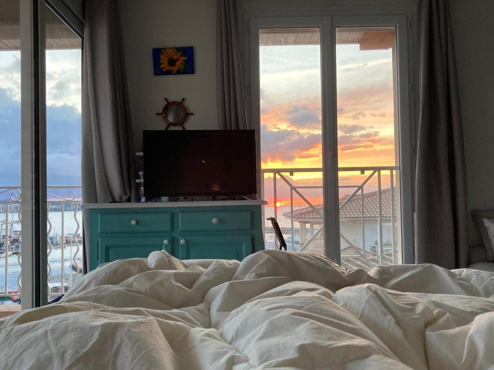 Boutique Apartment Hirondelle Port Fréjus المظهر الخارجي الصورة